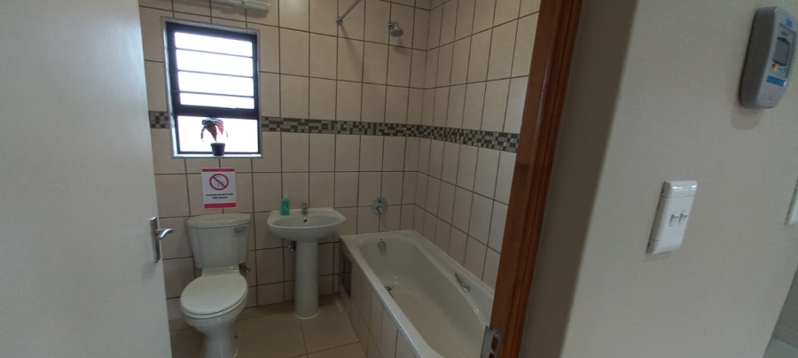 2 Bedroom Property for Sale in Hillside View Free State